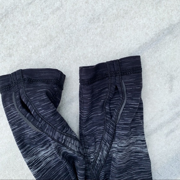 lululemon longleeve gray/black top - Picture 6 of 6